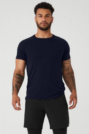 Camiseta Alo Yoga The Triumph Crew Neck Masculino Azul Marinho | 5749-TVNKA