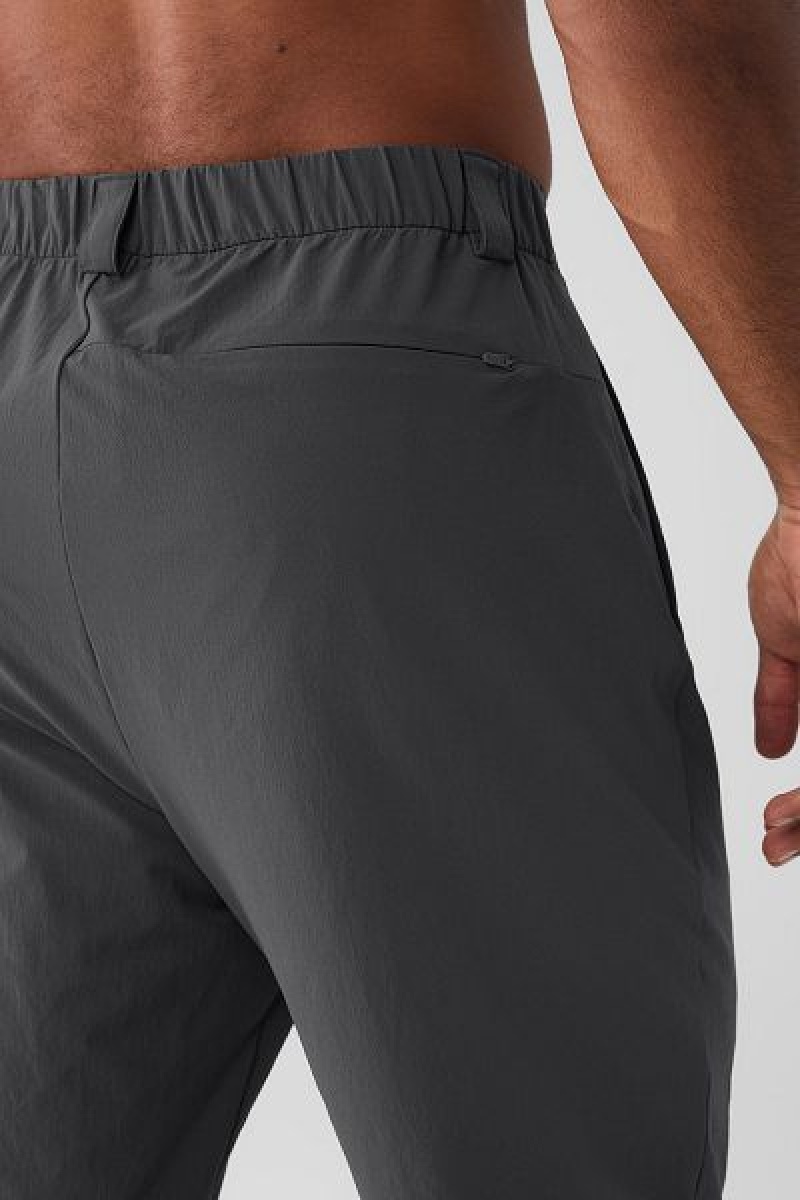 Calças Alo Yoga Co-Op Cropped Tech Masculino Cinzentas Escuro | 1825-DIHZQ