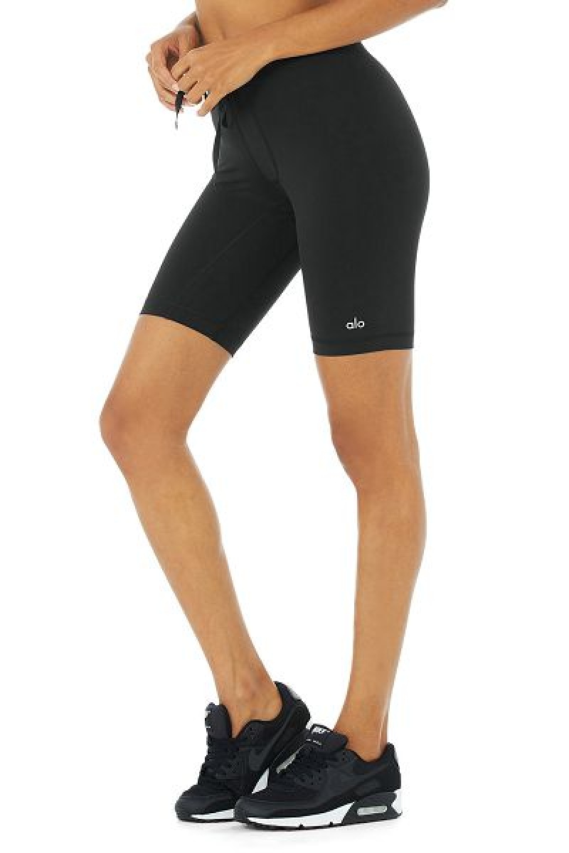 Calção Alo Yoga 9” Warrior Compression Feminino Pretas | 4821-FTWED