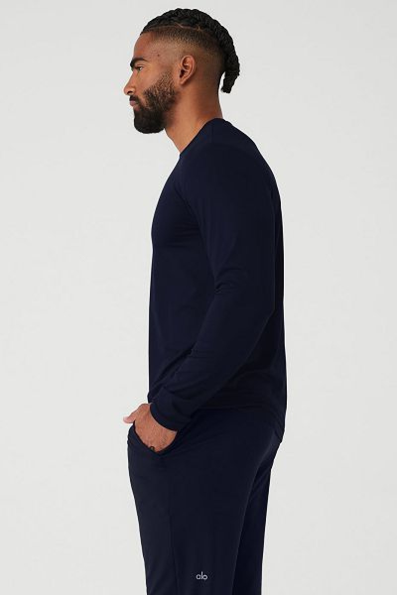 Camiseta Alo Yoga Conquer Reform Crewneck Long Sleeve Masculino Azul Marinho | 1845-FIAVQ