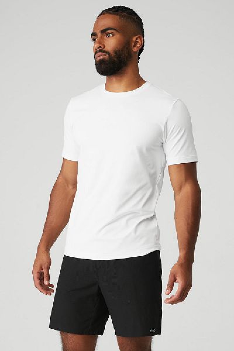 Camiseta Alo Yoga Conquer Reform Crewneck Curta Sleeve Masculino Branco | 9350-ZVBEO