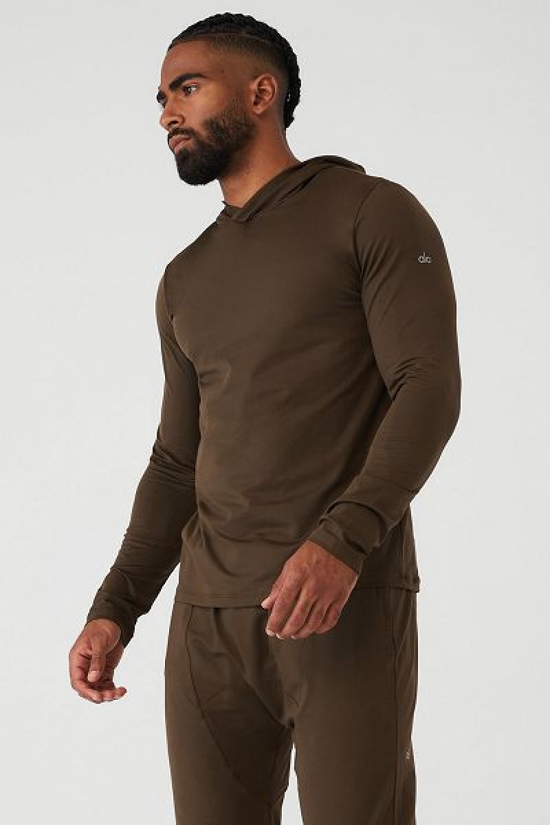 Camiseta Alo Yoga Conquer Reform Long Sleeve With Hood Masculino Marrom | 8409-SMEZW