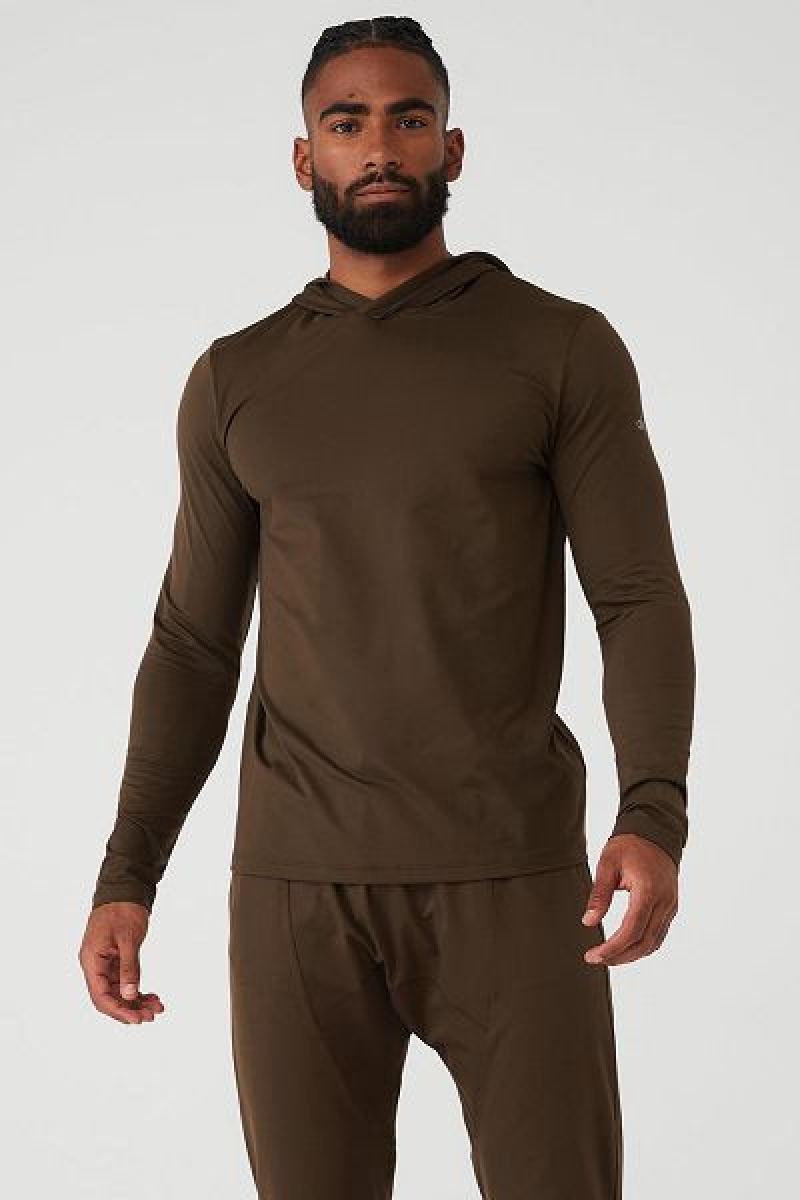 Camiseta Alo Yoga Conquer Reform Long Sleeve With Hood Masculino Marrom | 8409-SMEZW