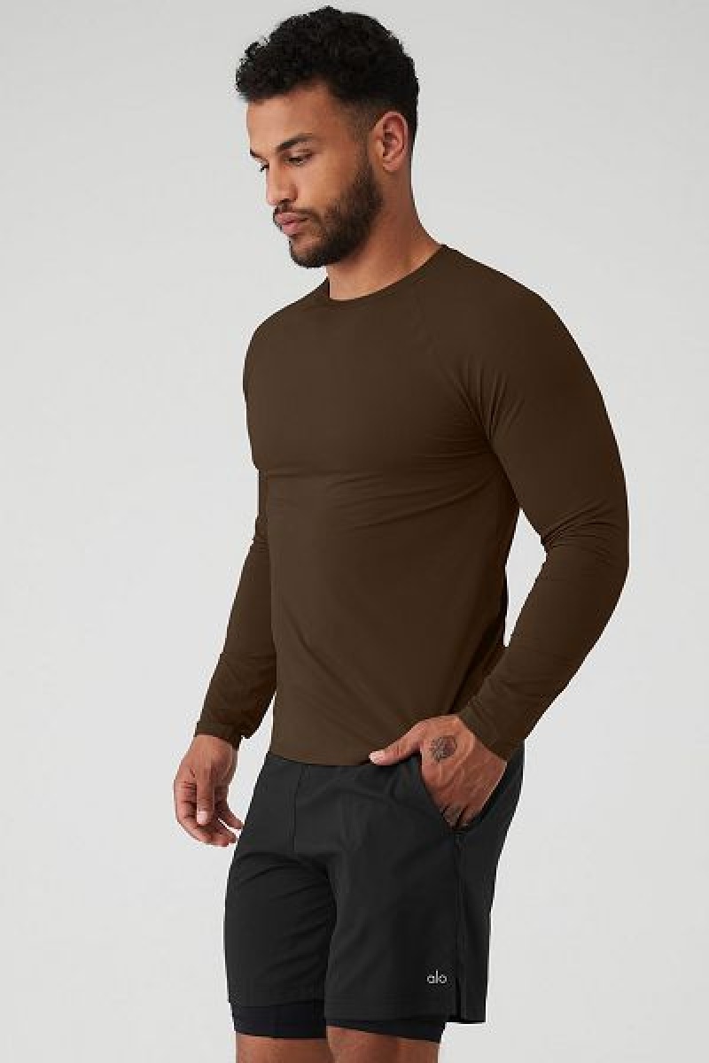 Camiseta Alo Yoga Idol Long Sleeve Performance Masculino Marrom | 6210-CUWHQ