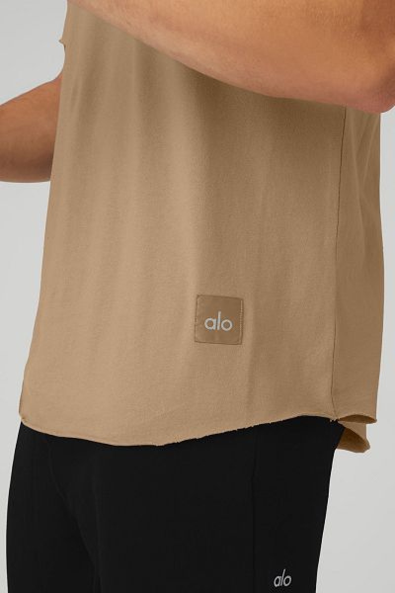 Camiseta Alo Yoga Society Crewneck Masculino Caqui | 2637-BZOXA