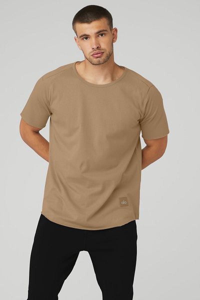 Camiseta Alo Yoga Society Crewneck Masculino Caqui | 2637-BZOXA