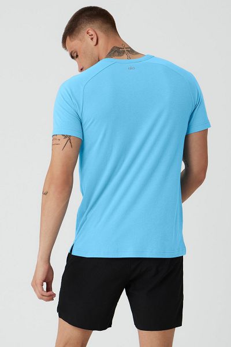 Camiseta Alo Yoga The Triumph Crew Neck Masculino Azuis | 7620-WUJTE