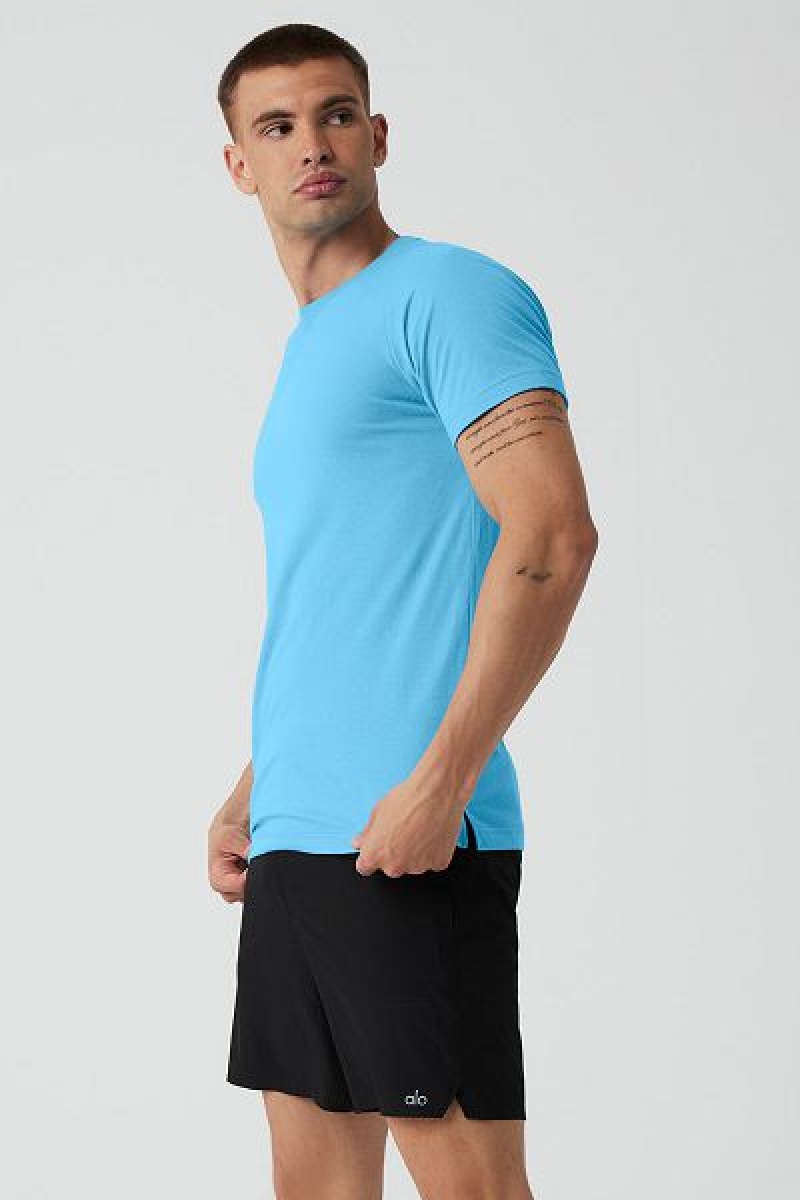 Camiseta Alo Yoga The Triumph Crew Neck Masculino Azuis | 7620-WUJTE