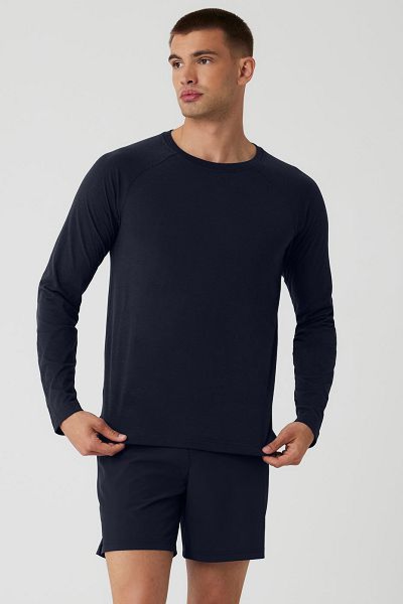 Camiseta Alo Yoga Triumph Long Sleeve Masculino Azul Marinho | 2749-XGCEH