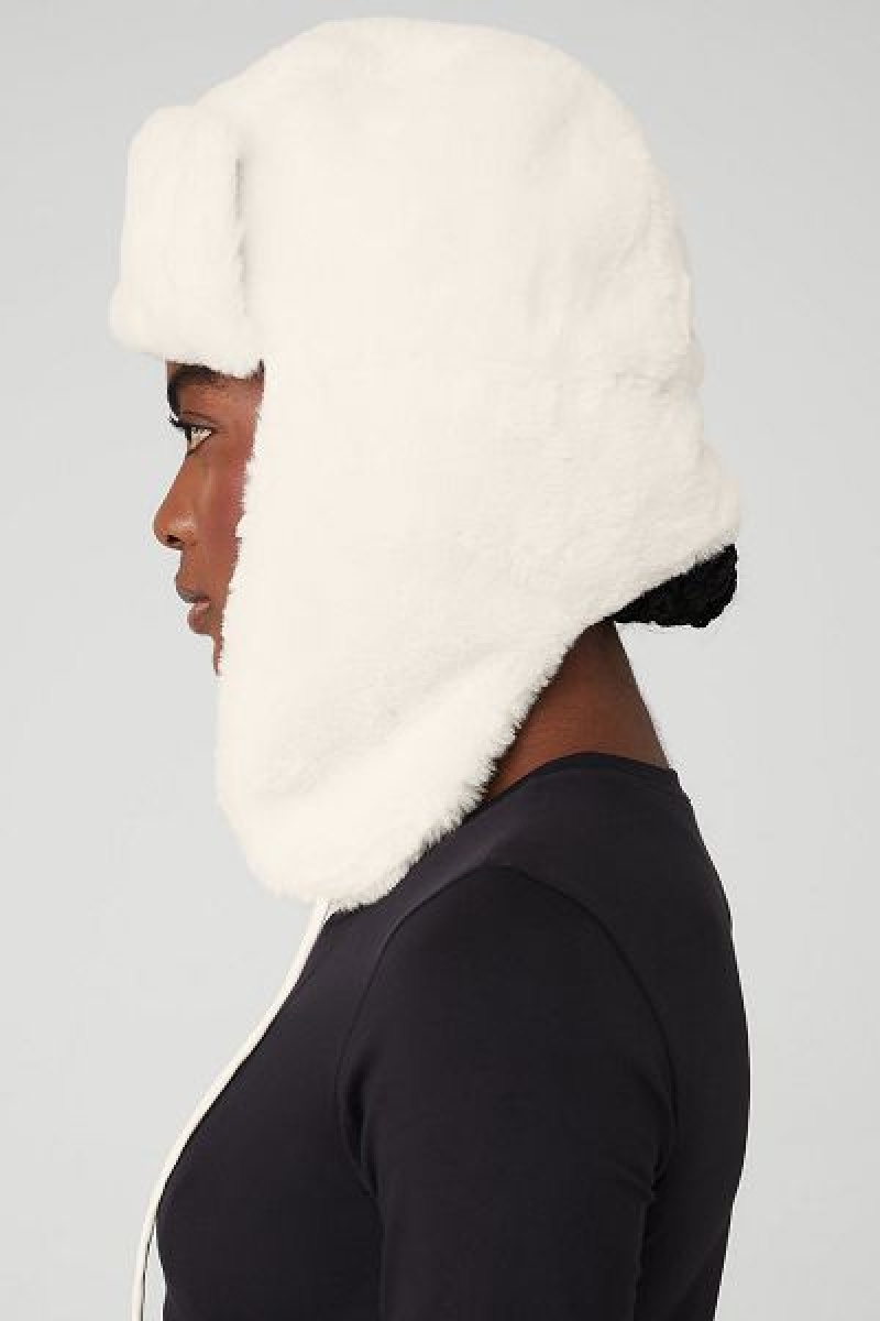 Chapeus Alo Yoga Faux Fur Polar Accessories Branco | 1968-DUWFQ