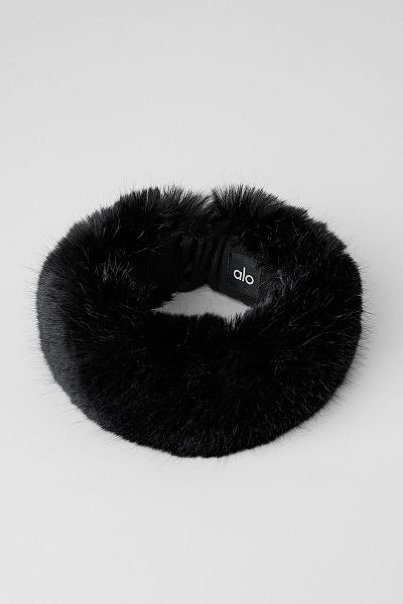 Chapeus Alo Yoga Faux Fur Wintersun Headband Accessories Pretas | 6201-ANKHF