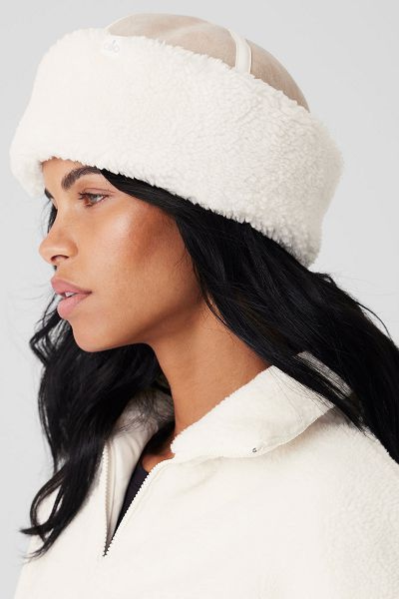 Chapeus Alo Yoga Winterfun Zhivago Accessories Branco Marrom | 3765-ONVQB