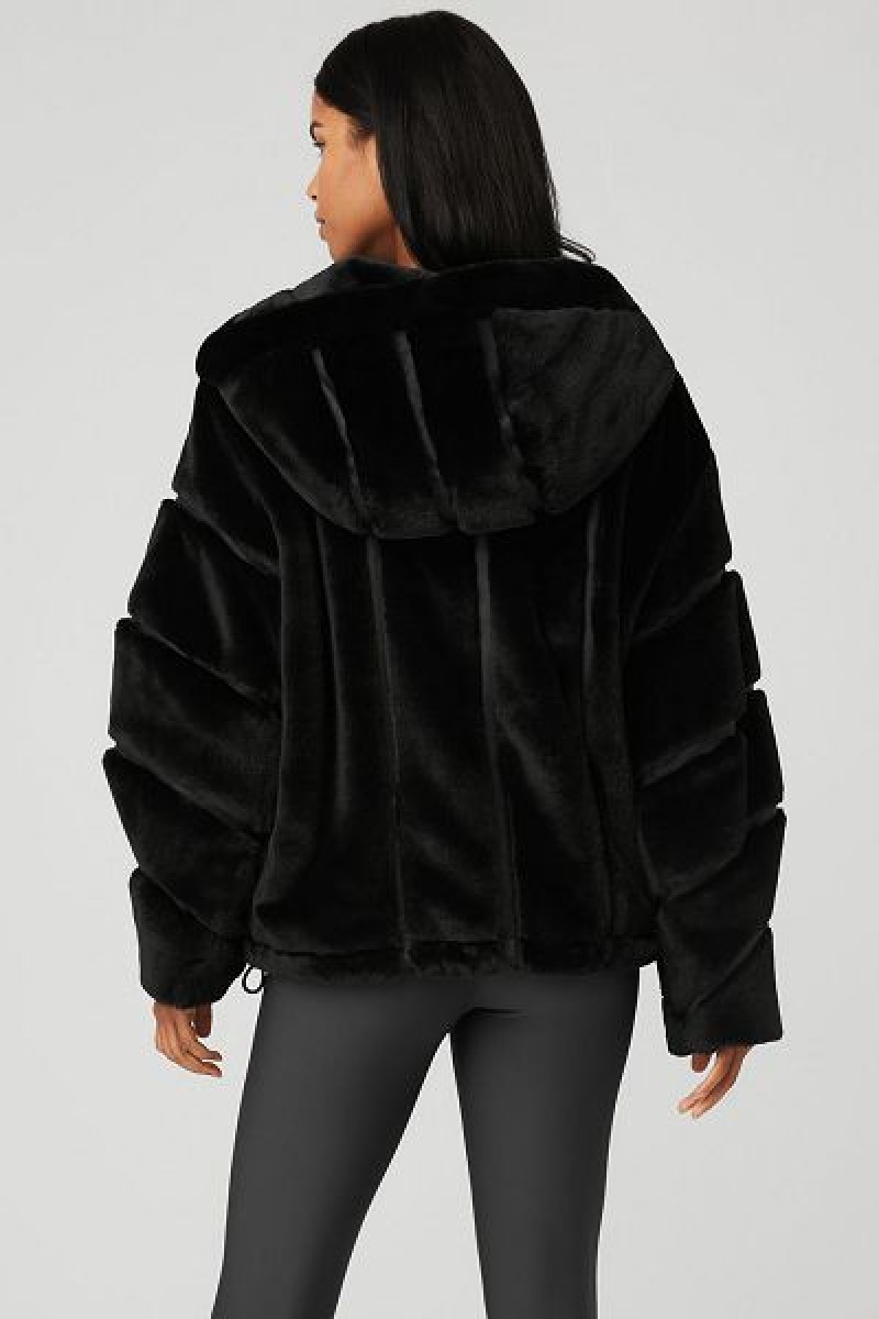 Jaquetas Alo Yoga Knock Out Faux Fur Feminino Pretas | 6520-ZTRIX