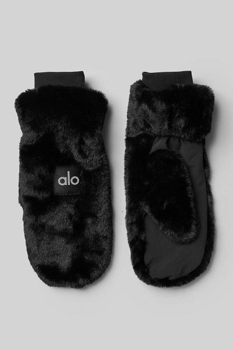 Luvas Alo Yoga Faux Fur Accessories Pretas | 1604-BRCAX